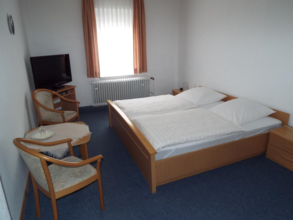 Hotel Garni Zum Reinhardswald Gewissenruh Exteriör bild